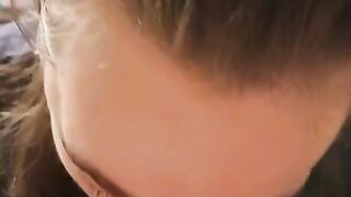 Femboy Amador Chupa O Padrasto Como Se Fosse Um Pirulito Doce