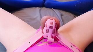 Hands-free cumming in my lil pink cage
