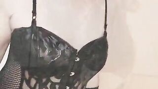 Kandi Kane Gets Down On Her Knees To Fellate Manhood
