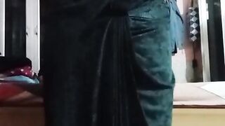 Indian Gayboy Crossdresser Gaurisissy perceiving nasty in black saree displaying her immense melons