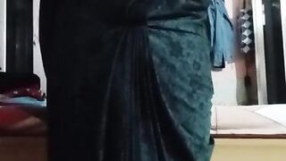 Indian Gayboy Crossdresser Gaurisissy perceiving nasty in black saree displaying her immense melons