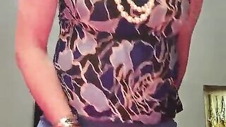 Buxomy Sissy Nutting 3