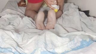 [censored] e mijando na cama