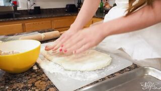 TRANS ANGELS - Erica Cherry Turns Her Sweet Cake Lesson Into A Tempting Kitchen Taunt