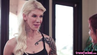 Big ass shemale stretched horny MILF after tranny enjoyed perfect blowjob