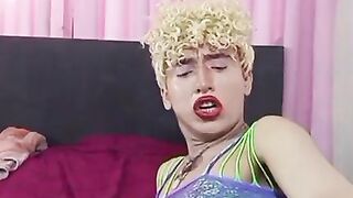 BRIEF HAIR BLONDIE IS DRAINING OFF AND WANTS TO GET PORKED TODAY(COMMENT, LIKE ,SUBSCRIBE AND ADD ME AS A BUDDY FOR MORE PERSONALIZED FLICKS AND REAL LIFE HOOK UPS)
