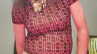 Huge-chested Sissy Jizzing