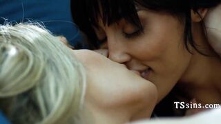 Supah Sizzling TRANSSEXUAL Stunner & Her Latina Gal GIRLFRIEND Linger In & Bang Without a condom All Day - TSSins