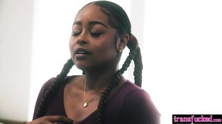 Patient is not sick she is so horny so babe fucked by big dick shemale
