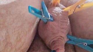 Franciscomorenovip - myself with tweezers 1