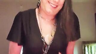 Huge-boobed Sissy Nutting