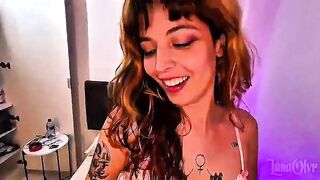 My homie dreamed a surprise, so I called my acquaintance over to nail her slit and my booty and accomplish with a flow in my gullet.